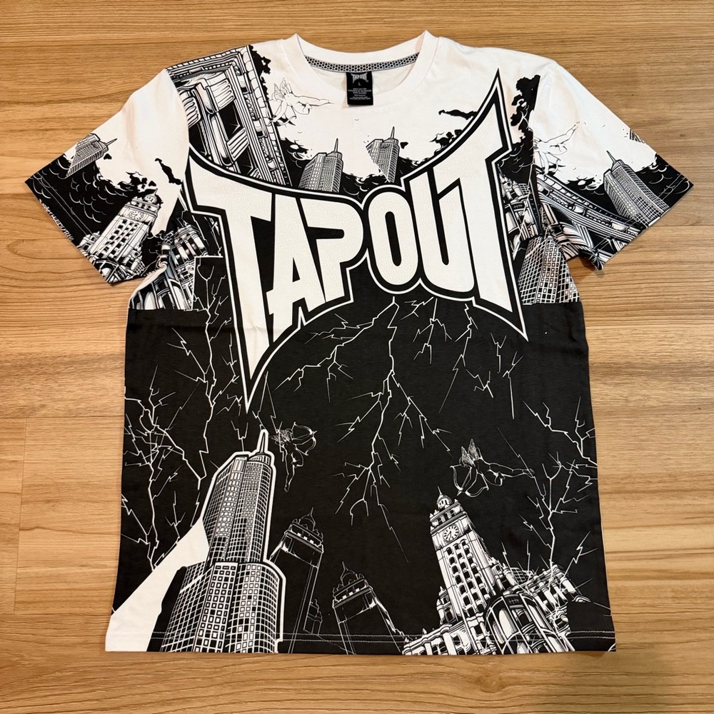 Y2K Tapout Black & White Graphic Tee Size Large
